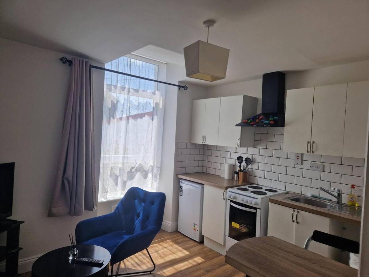 Beautiful 1-Bed Apartment In Cork Exterior photo