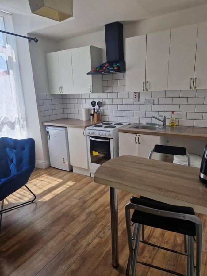 Beautiful 1-Bed Apartment In Cork Exterior photo