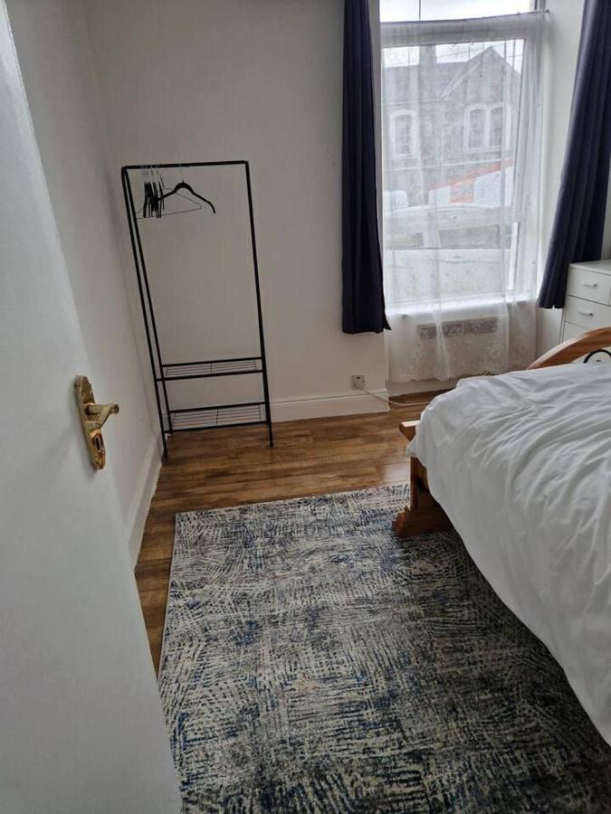 Beautiful 1-Bed Apartment In Cork Exterior photo