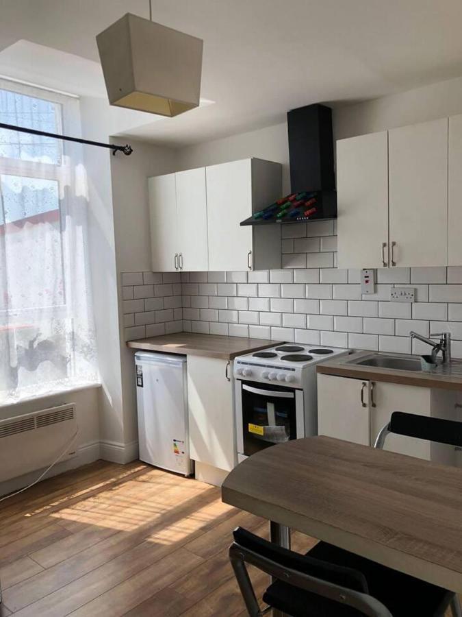 Beautiful 1-Bed Apartment In Cork Exterior photo