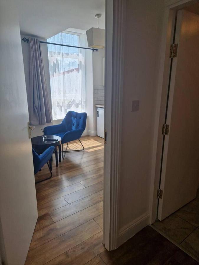 Beautiful 1-Bed Apartment In Cork Exterior photo